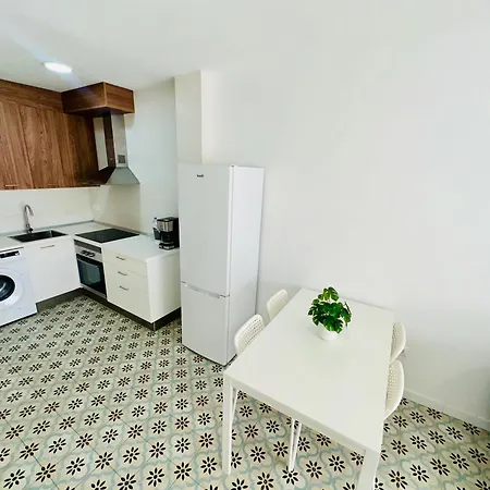 Flat Cristianos Square Guincho (Tenerife)