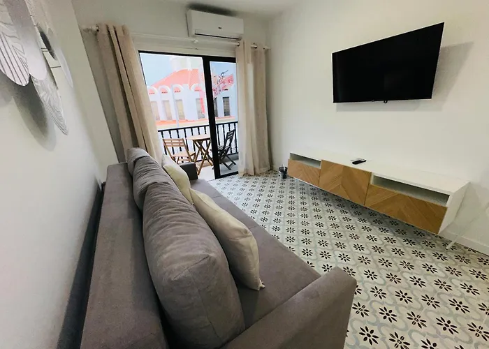 Flat Cristianos Square * Guincho (Tenerife)