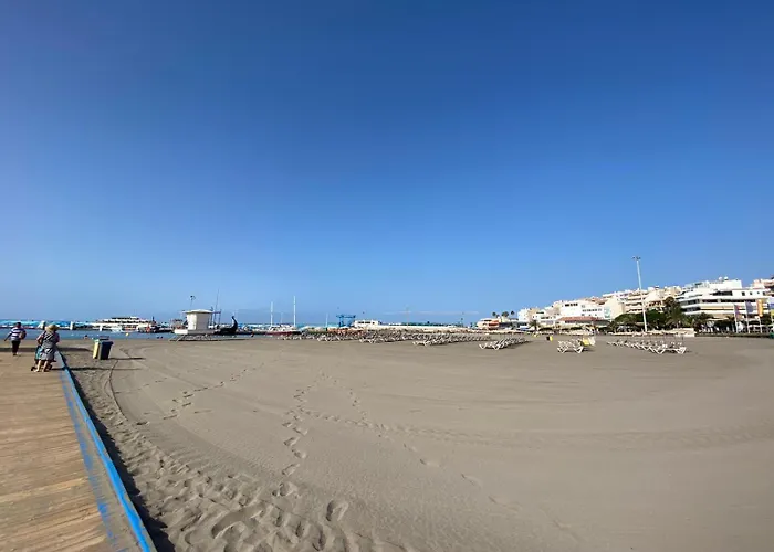 Flat Cristianos Square Guincho (Tenerife)