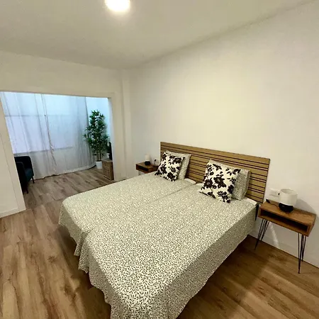 아파트 Flat Cristianos Square