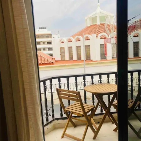 Flat Cristianos Square 아파트 *