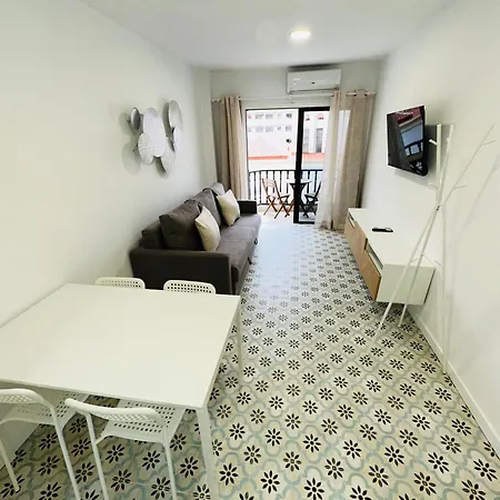 Flat Cristianos Square *